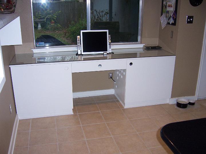 Downsized Image [Desk Completed004.jpg - 758kB]